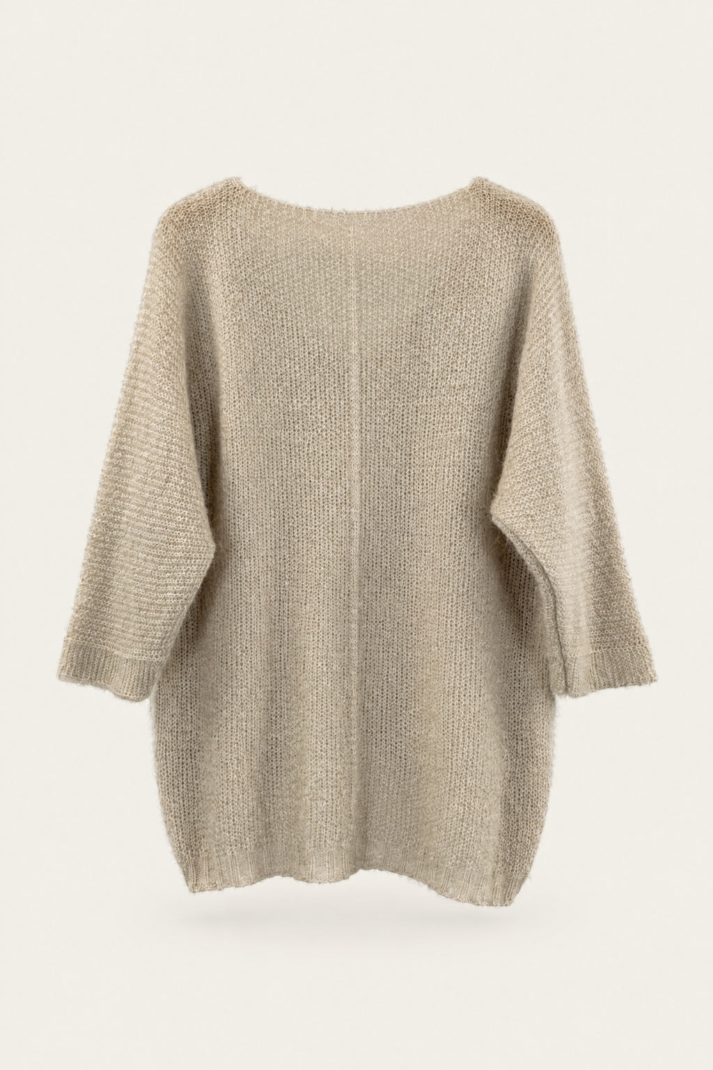 Pull oversize en maille col V – Beige – vue de dos – EMORA