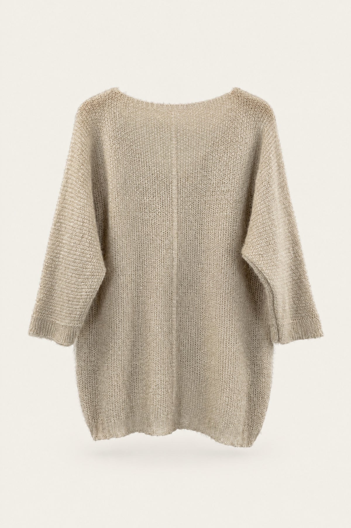 Pull oversize en maille col V – Beige – vue de dos – EMORA