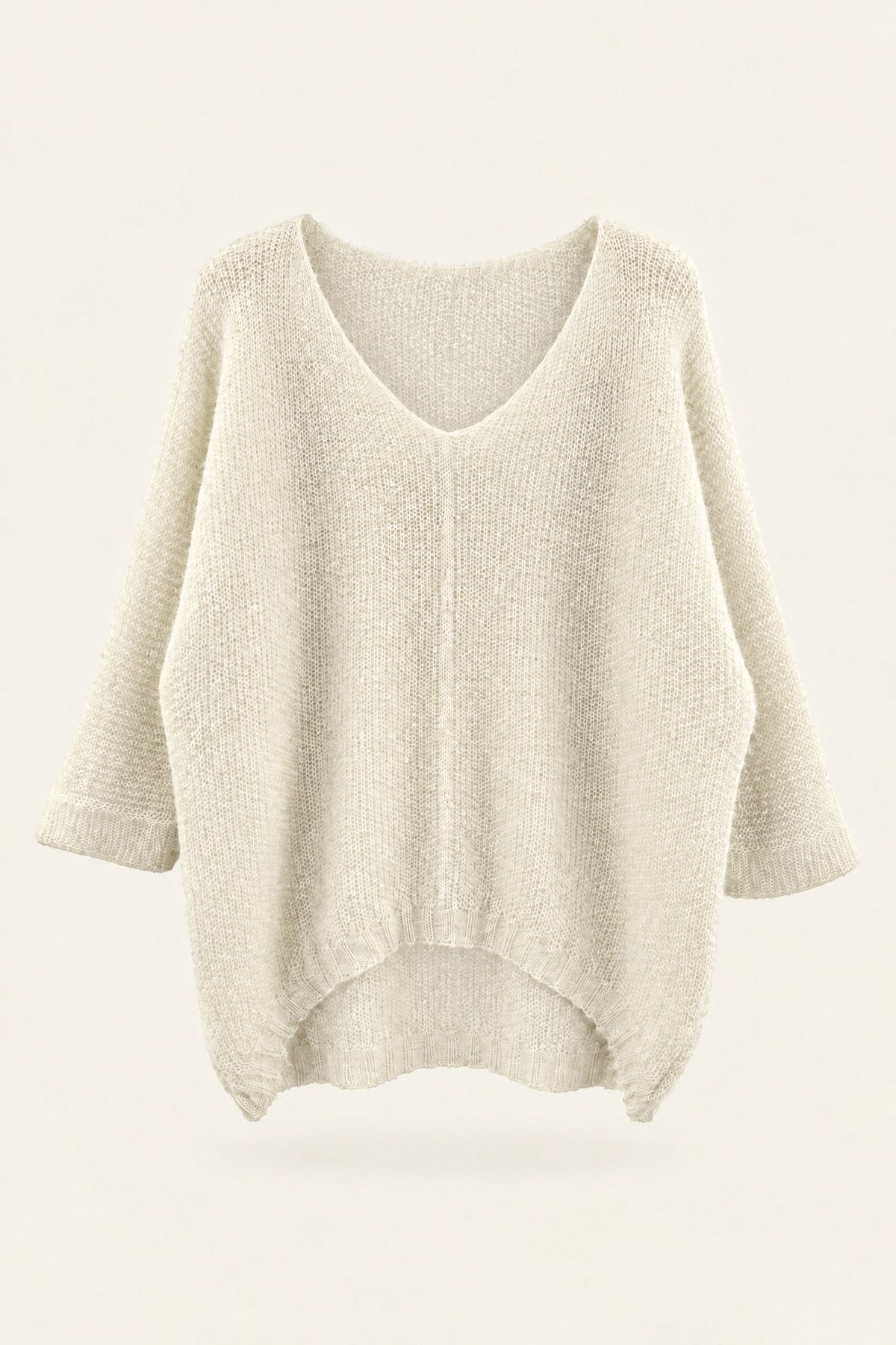 Pull oversize en maille col V – Blanc – vue de face – EMORA