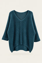 Pull oversize en maille col V – Bleu canard – vue de face – EMORA