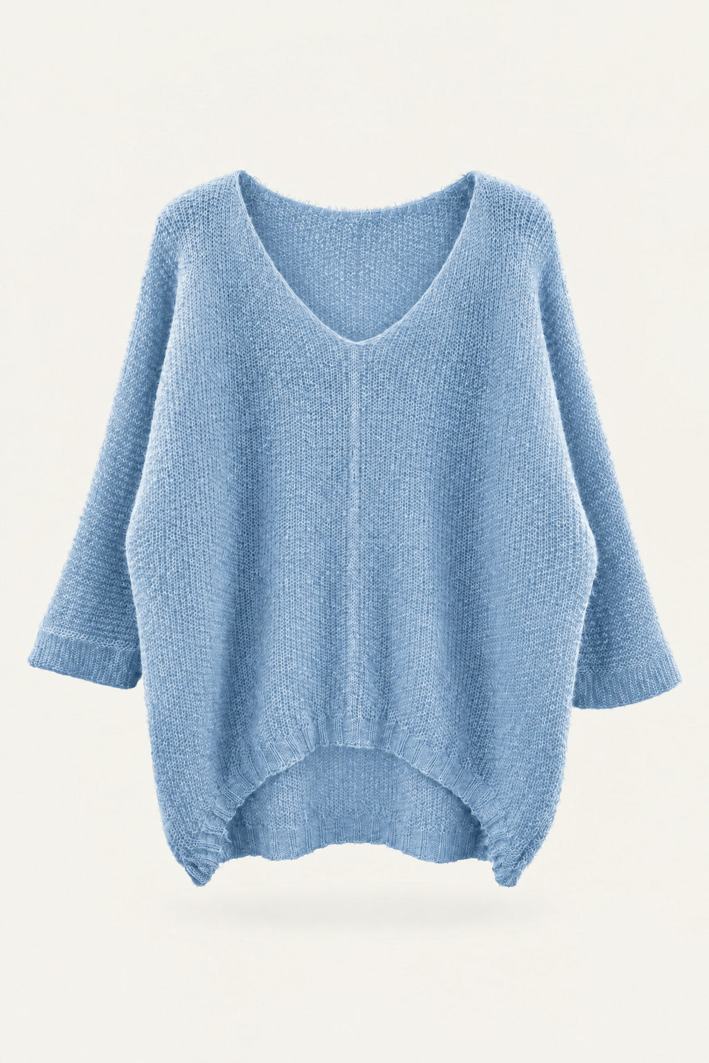 Pull oversize en maille col V – Bleu ciel – vue de face – EMORA