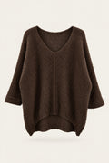 Pull oversize en maille col V – Chocolat – vue de face – EMORA
