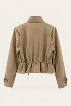 Veste saharienne courte à taille ajustable – Beige – vue de dos – EMORA