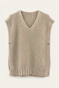 Pull sans manches en maille col V – Beige – vue de face – EMORA