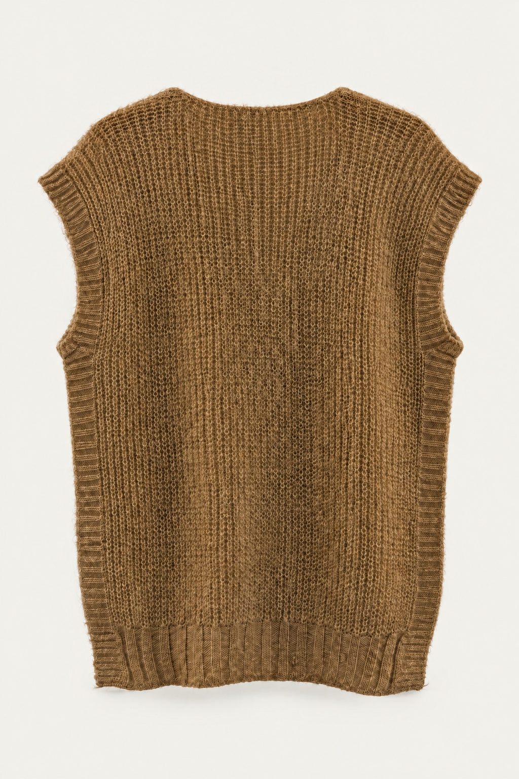 Pull sans manches en maille col V – Camel – vue de dos – EMORA
