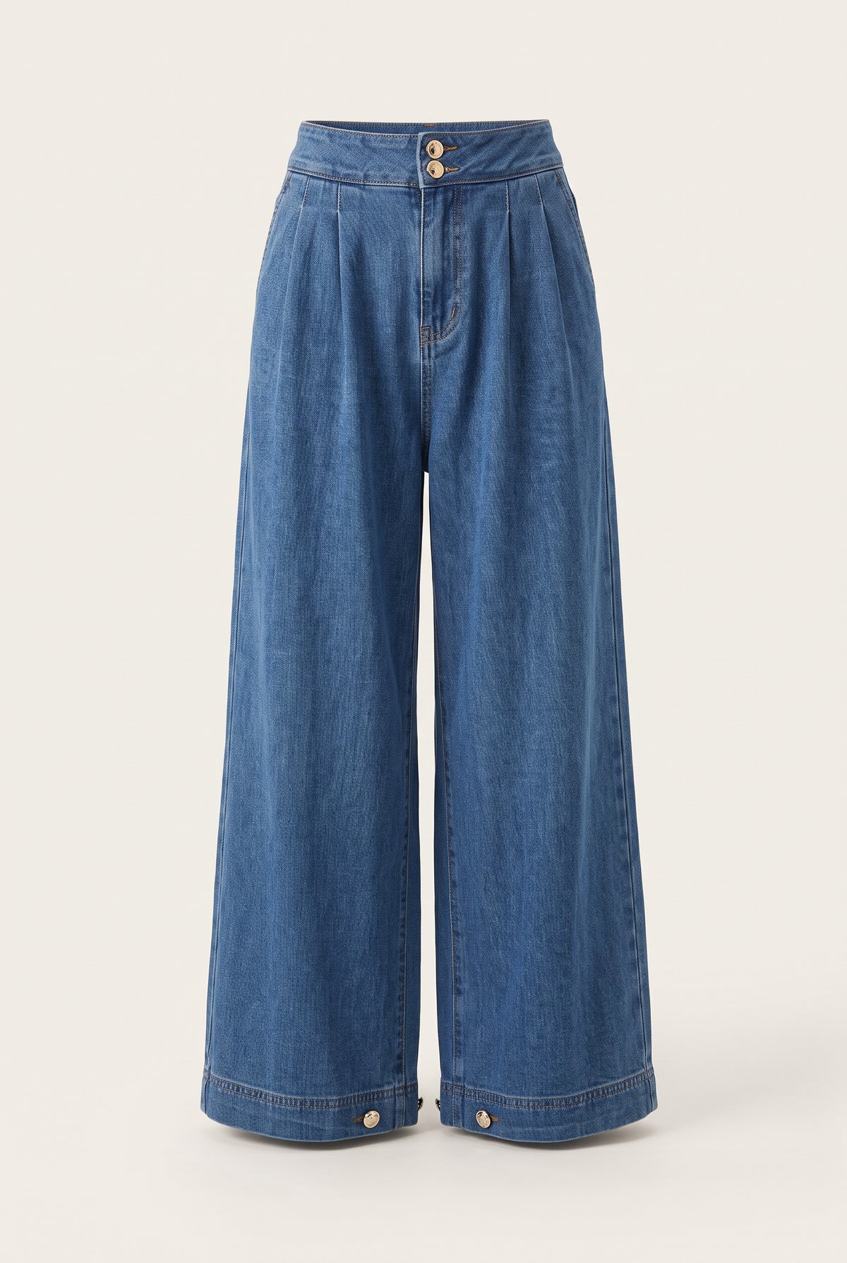 Ensemble en denim gilet cintré et jean large – vue de face – EMORA