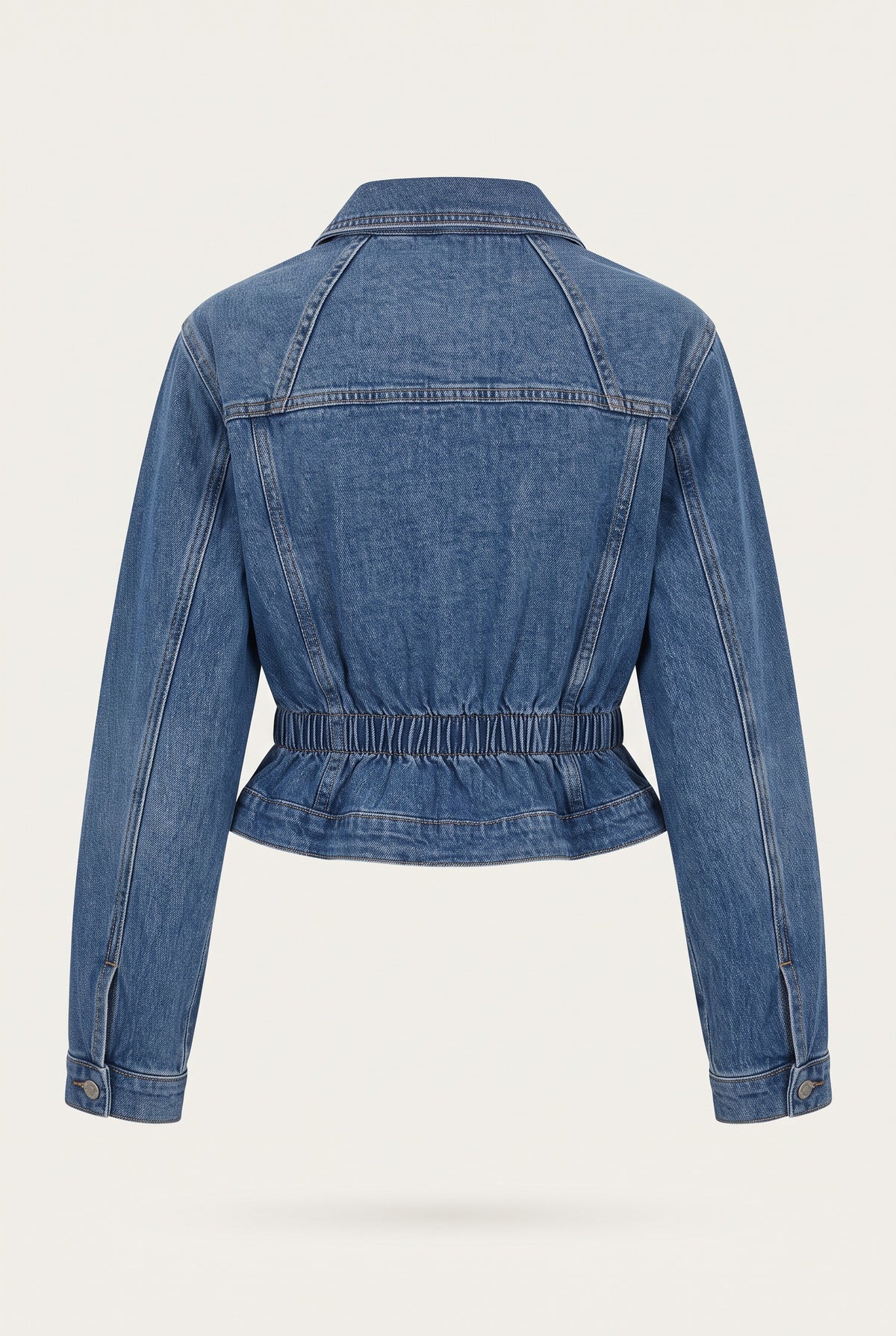 Ensemble en denim veste cintrée et jean flare – vue de dos – EMORA