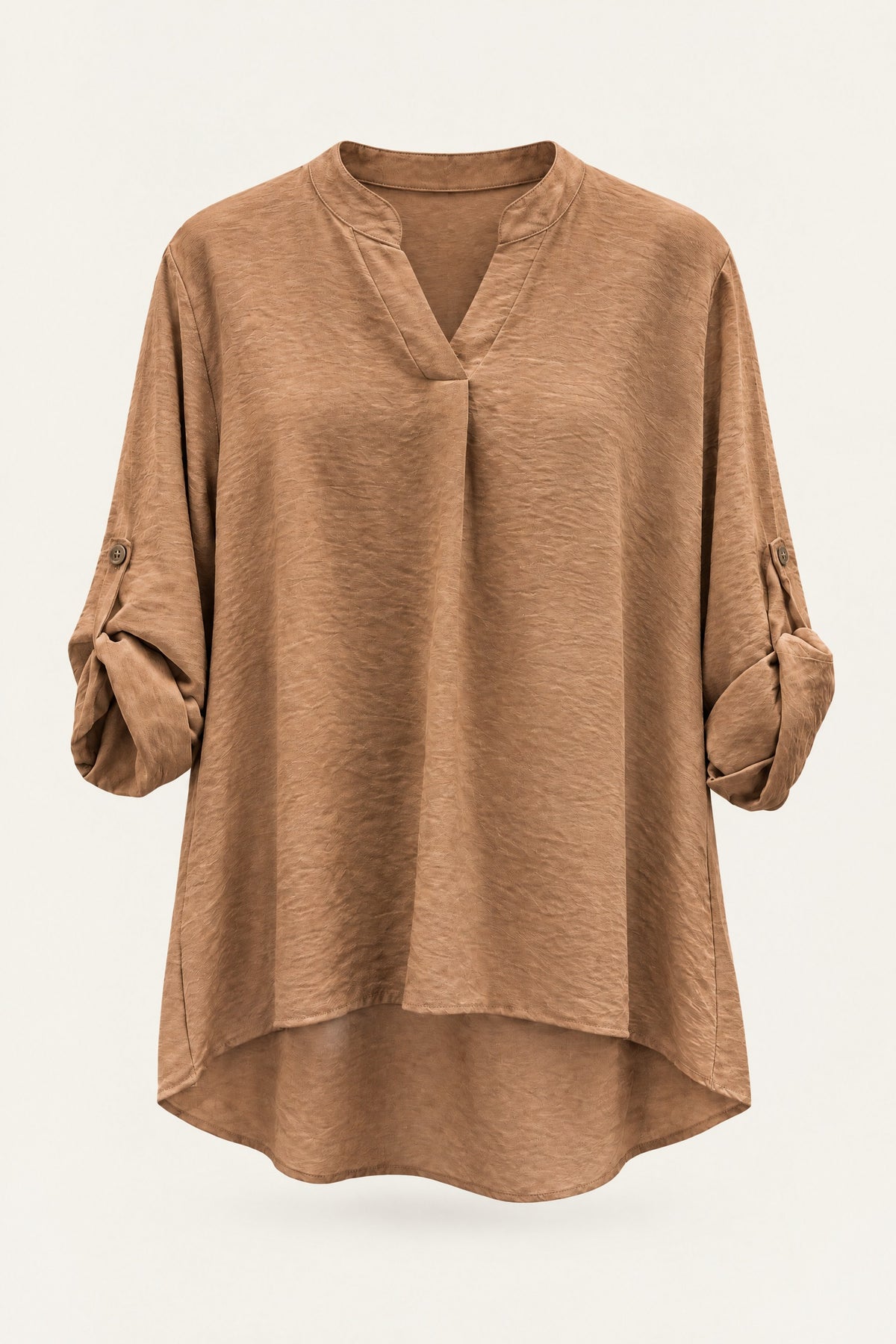 Blouse fluide col V à manches retroussables – Camel – vue de face – EMORA