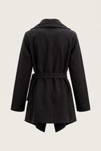 Manteau court ceinturé à col cascade