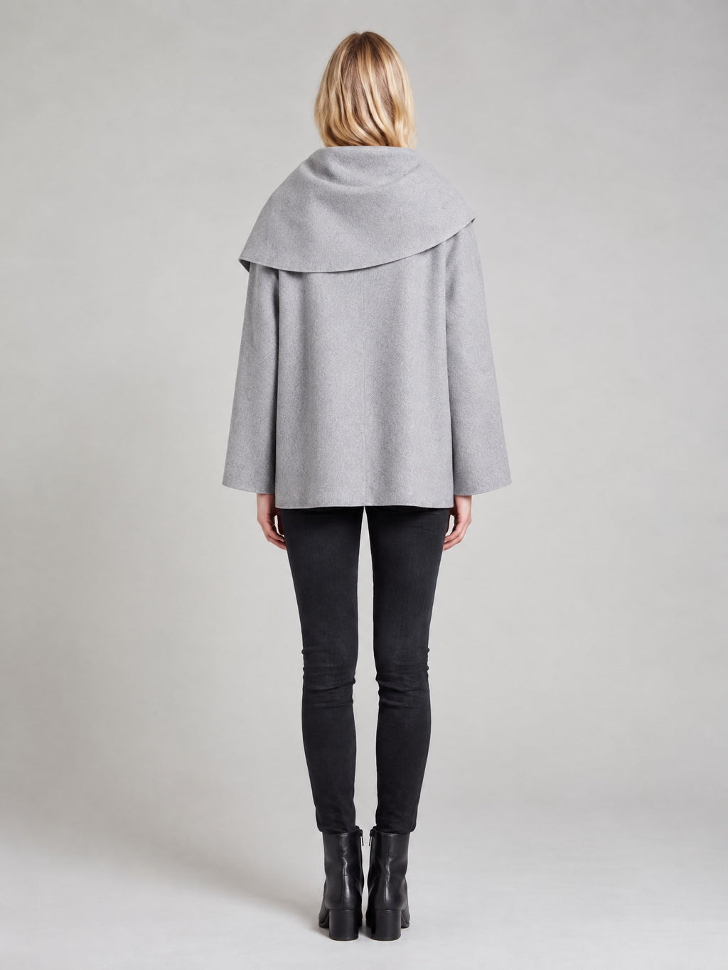 Veste cape fluide