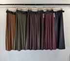 Jupe midi évasée effet cuir